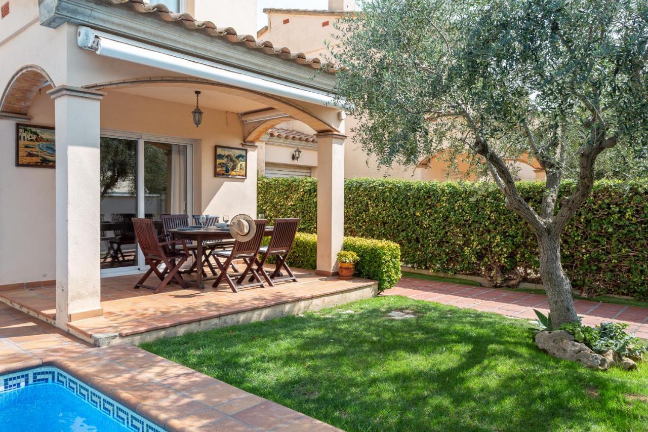 Casa Hermosa L' Escala Luaran gambar